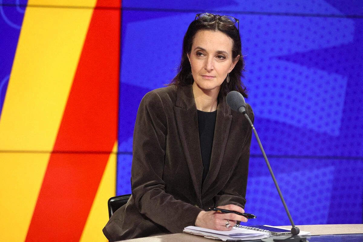 Barbara Lefèbvre de retour aux Grandes Gueules : la chronologie d&rsquo;une réintégration contestée